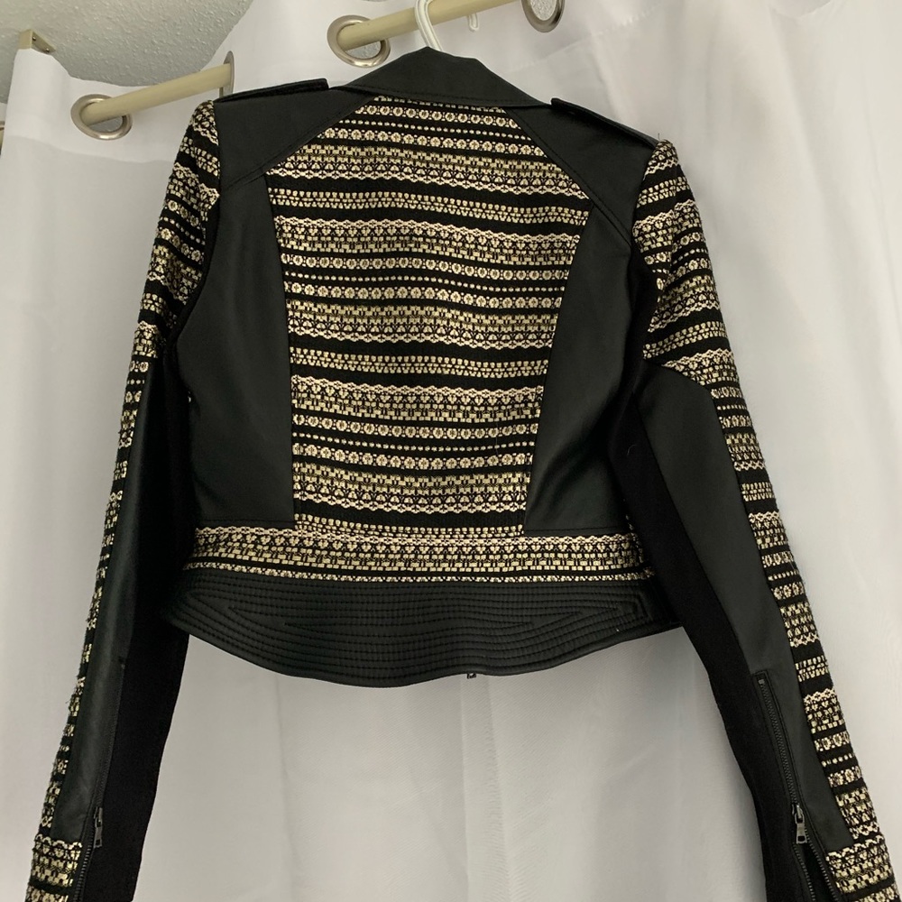 Cool Cropped Motojacket - Picture 2 of 3